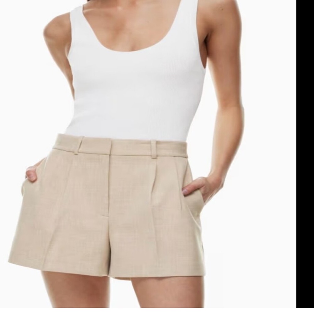 Aritzia shorts